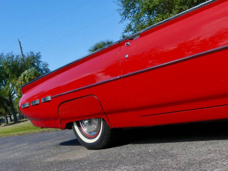 1962 Ford Thunderbird