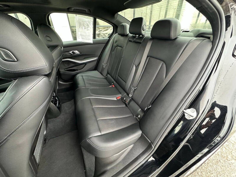 2023 BMW 3 Series 330i