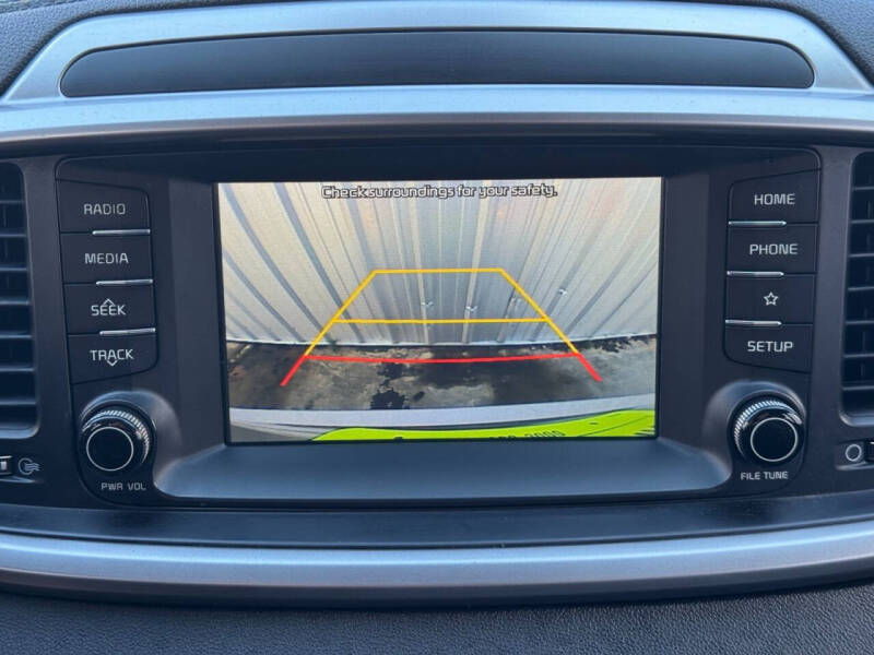 2020 Kia Sorento S V6