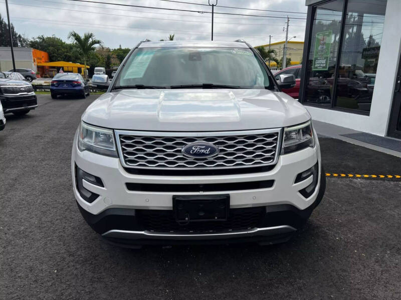 2017 Ford Explorer Platinum