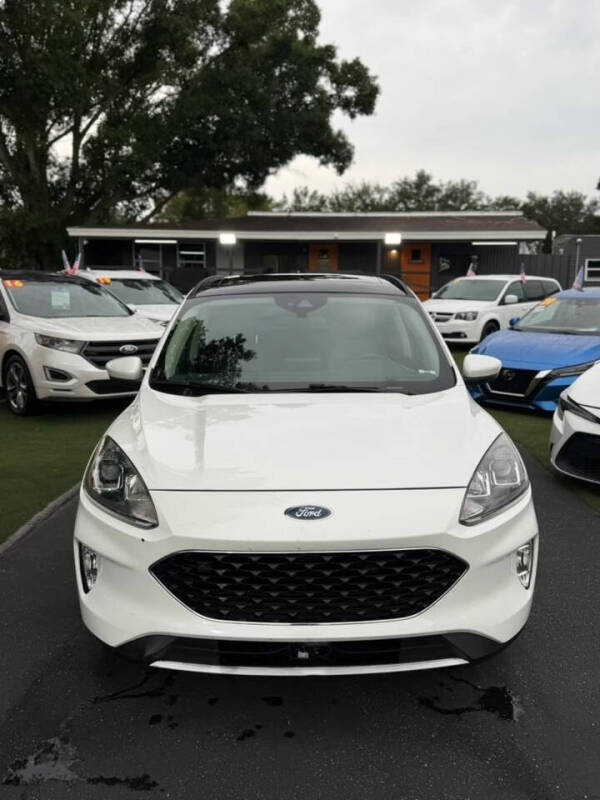 2020 Ford Escape SEL