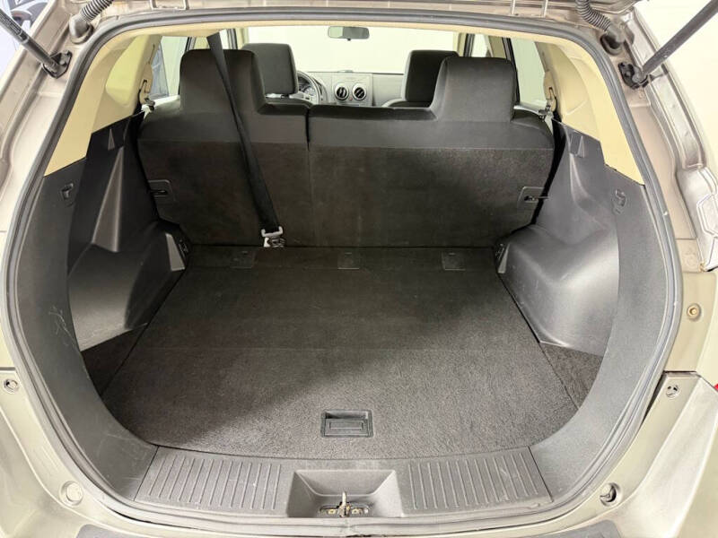 2011 Nissan Rogue SV