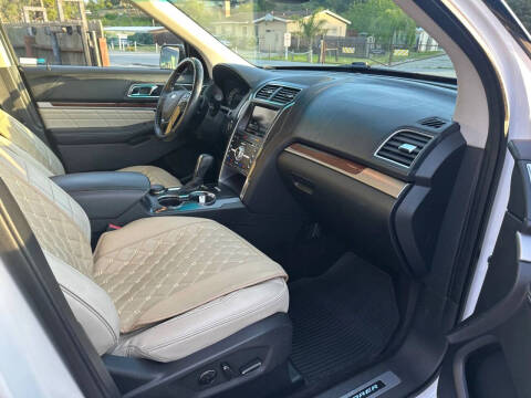 2016 Ford Explorer Platinum