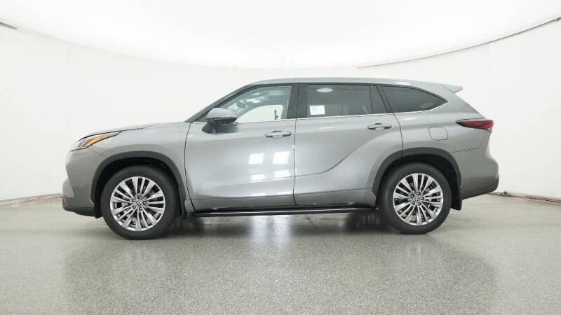 2026 Toyota Highlander Platinum