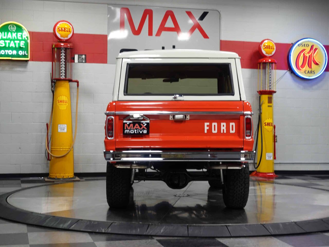 1967 Ford Bronco 4