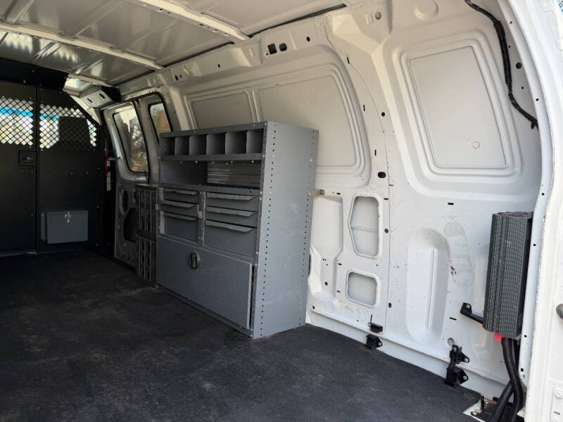 2009 Ford E-Series E-350 SD