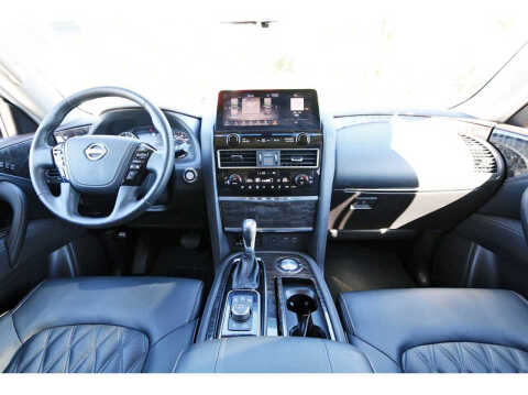 2024 Nissan Armada Platinum