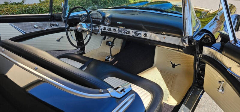 1955 Ford Thunderbird