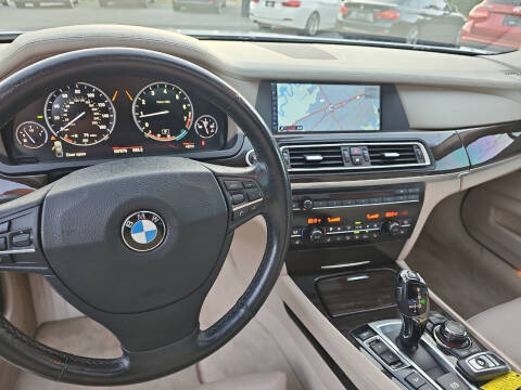 2010 BMW 7 Series 750Li xDrive