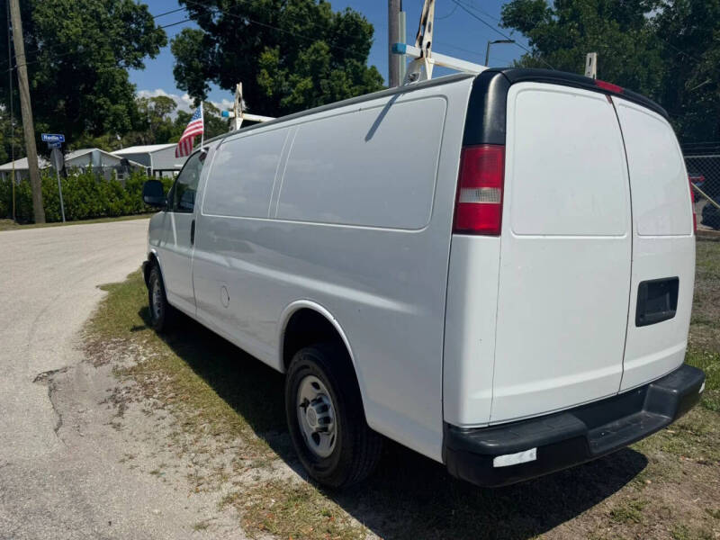 2017 Chevrolet Express 2500