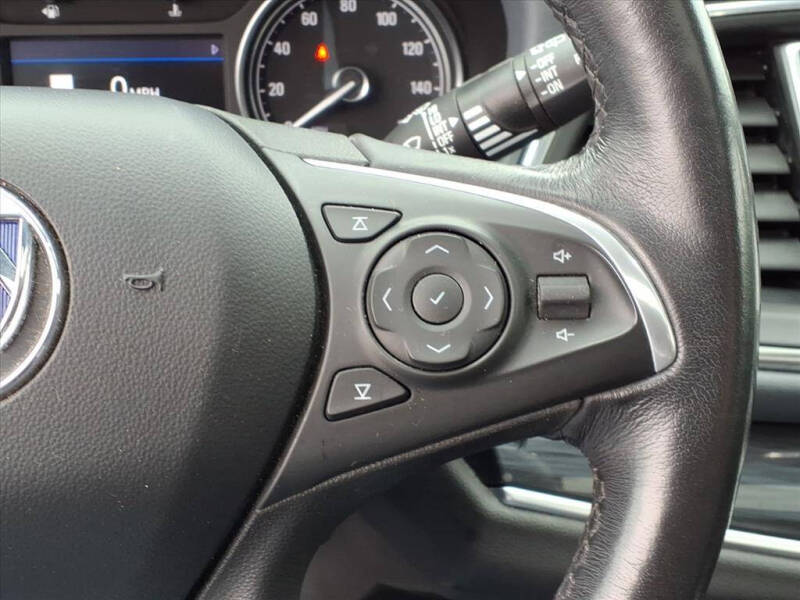 2021 Buick Enclave Essence