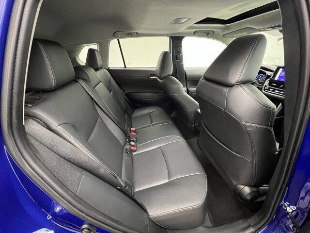 2024 Toyota Corolla Cross XLE