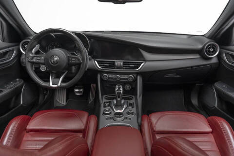 2022 Alfa Romeo Giulia Veloce