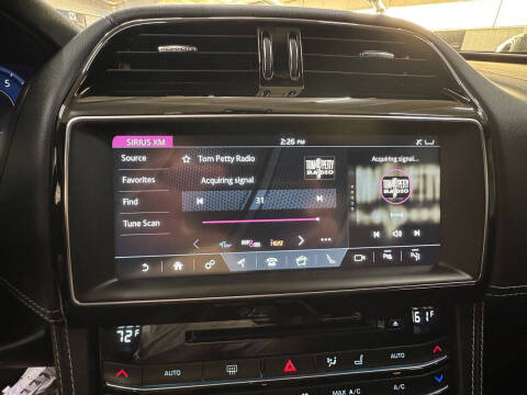 2020 Jaguar F-PACE SVR