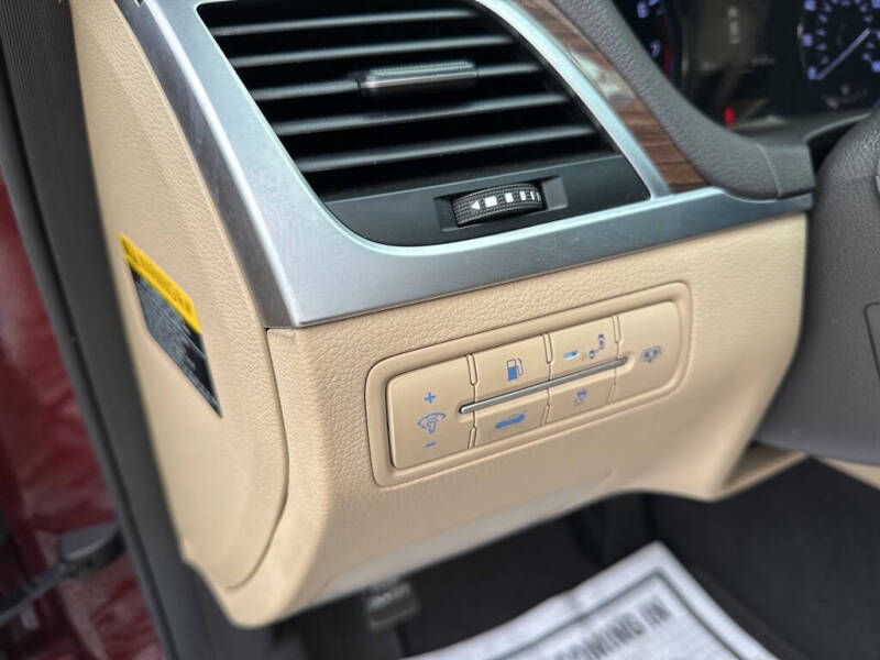 2016 Hyundai Genesis