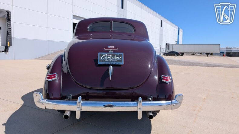 1940 Ford Deluxe