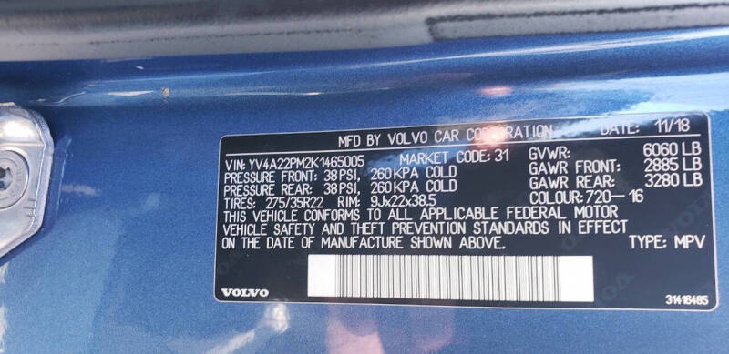 2019 Volvo XC90 T6 R-Design