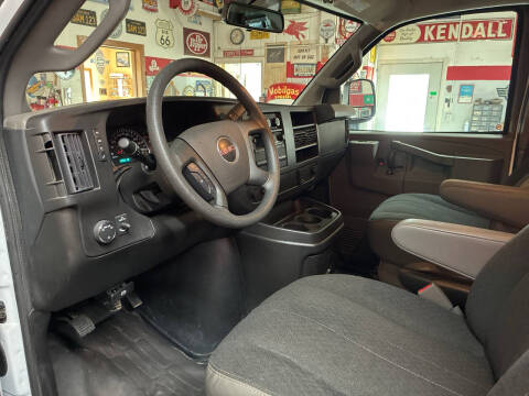 2024 GMC Savana 2500