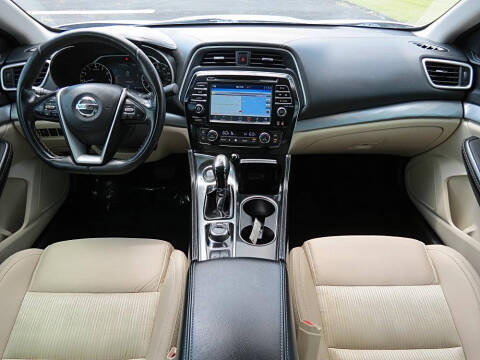 2016 Nissan Maxima
