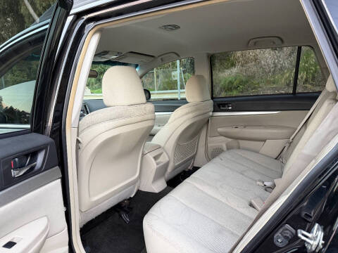 2012 Subaru Outback 2.5i