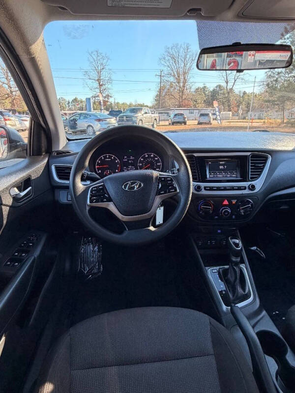 2021 Hyundai Accent SE