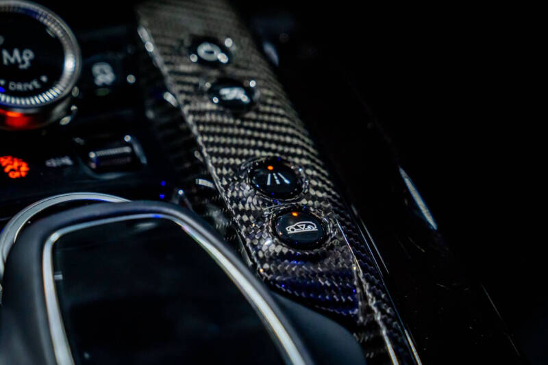 2023 Aston Martin DBX 707