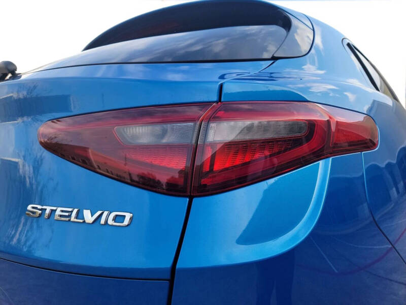 2018 Alfa Romeo Stelvio Ti Sport