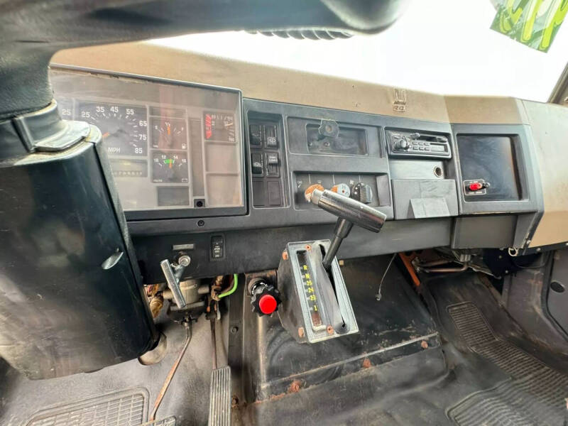 1993 International 2554