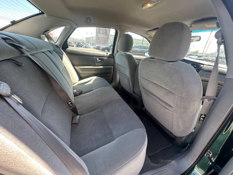 2000 Ford Taurus for sale at Autostars Motor Group in Yakima, WA