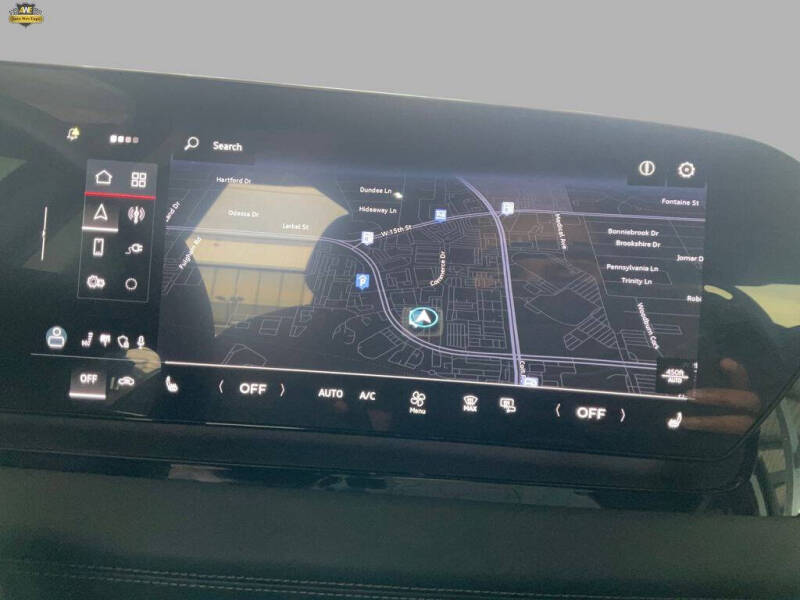 2025 Audi Q6 e-tron Premium