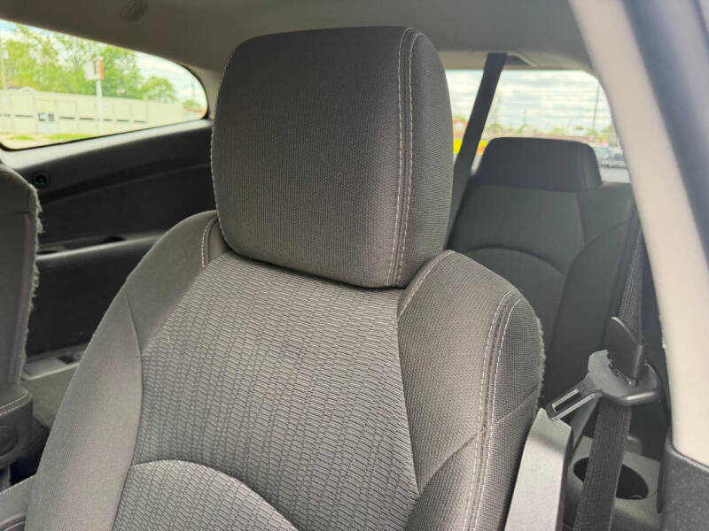 2017 Chevrolet Traverse LT