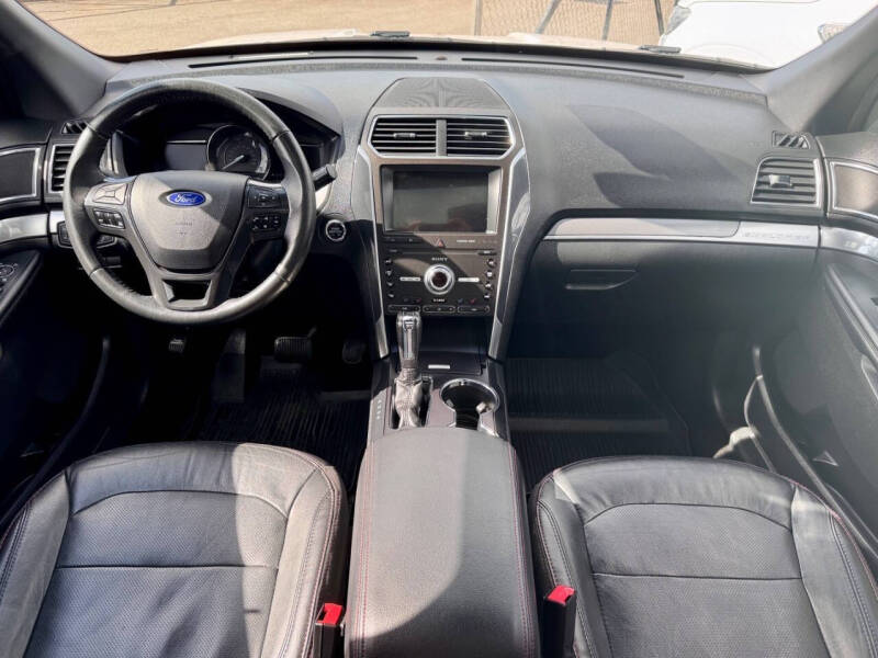 2019 Ford Explorer Sport