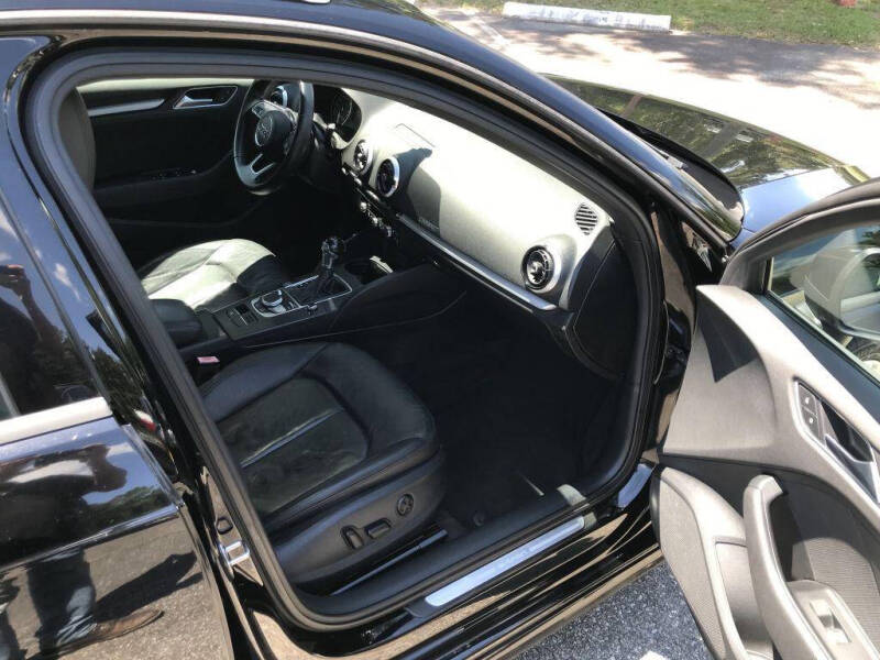 2017 Audi A3 Sportback e-tron 1.4T Premium