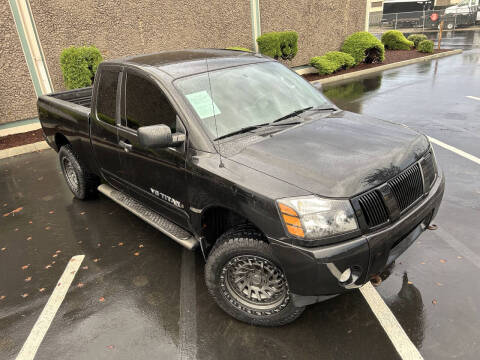 2014 Nissan Titan SV