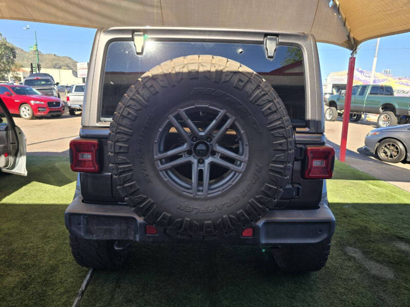 2020 Jeep Wrangler Unlimited Sahara Altitude