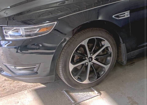 2015 Ford Taurus SEL