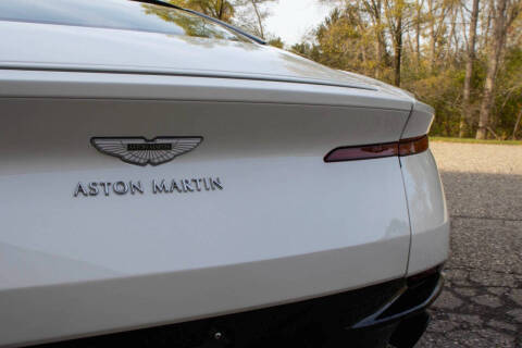 2019 Aston Martin DB11 AMR