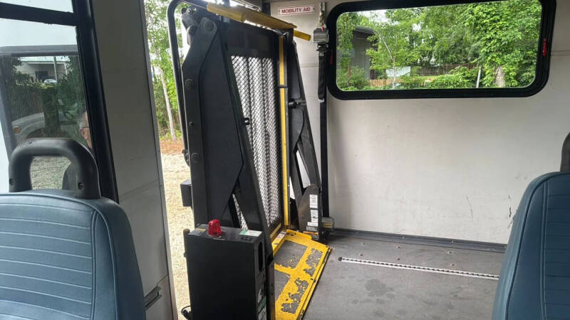 2012 Ford E-Series
