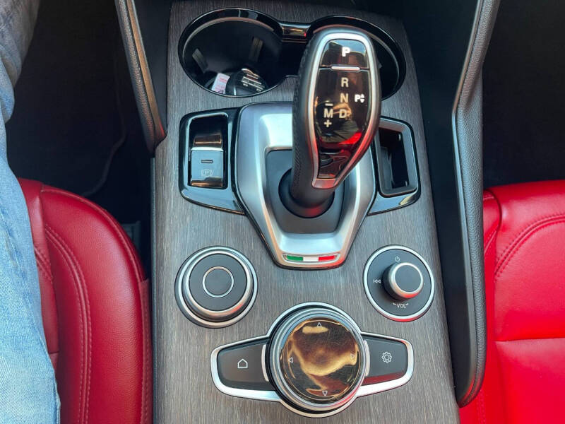 2020 Alfa Romeo Giulia Ti