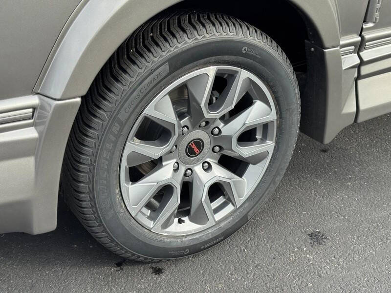 2025 GMC Savana 2500