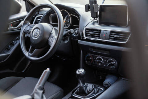 2016 Mazda MAZDA3 i Sport