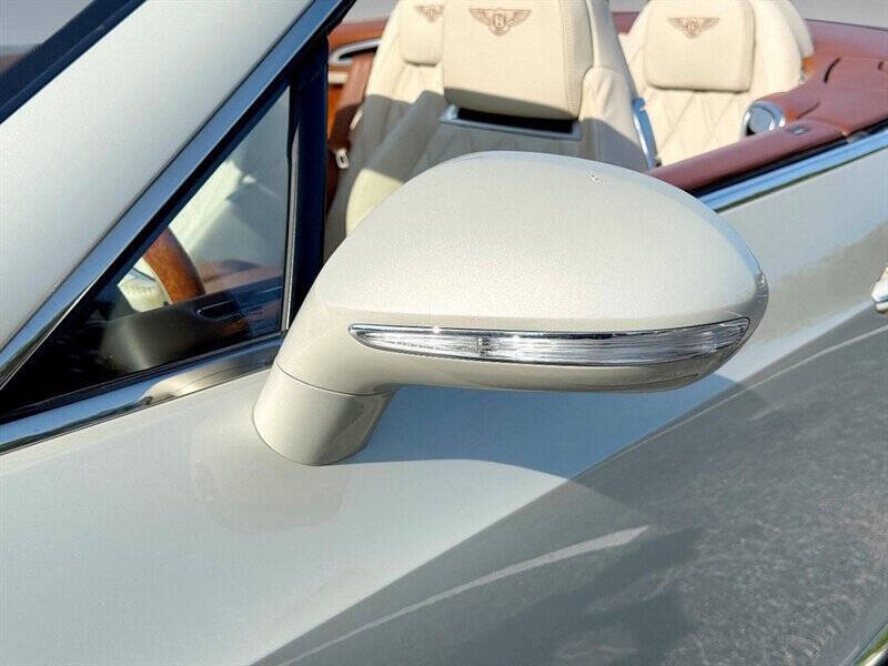 2013 Bentley Continental 18