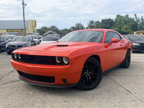2018 Dodge Challenger SXT Plus