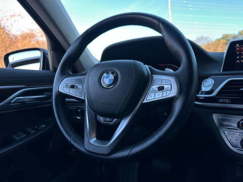 2020 BMW 7 Series 740i