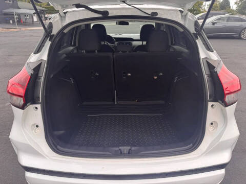 2021 Nissan Kicks SV