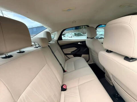 2015 Ford Focus SE