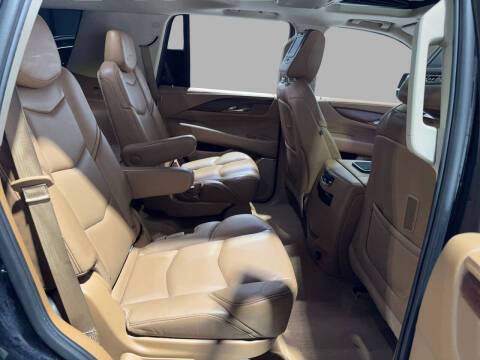 2016 Cadillac Escalade Platinum