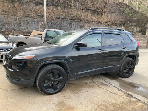 2015 Jeep Cherokee for sale at Clark's Auto Sales in Hazard KY