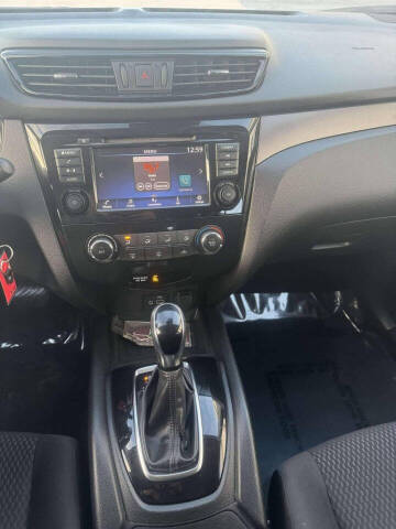 2020 Nissan Rogue Sport S