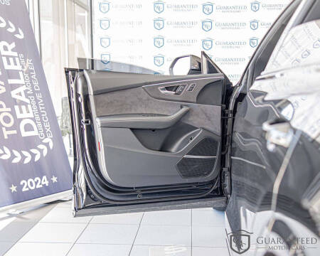 2025 Audi SQ8 4.0T quattro Premium Plus